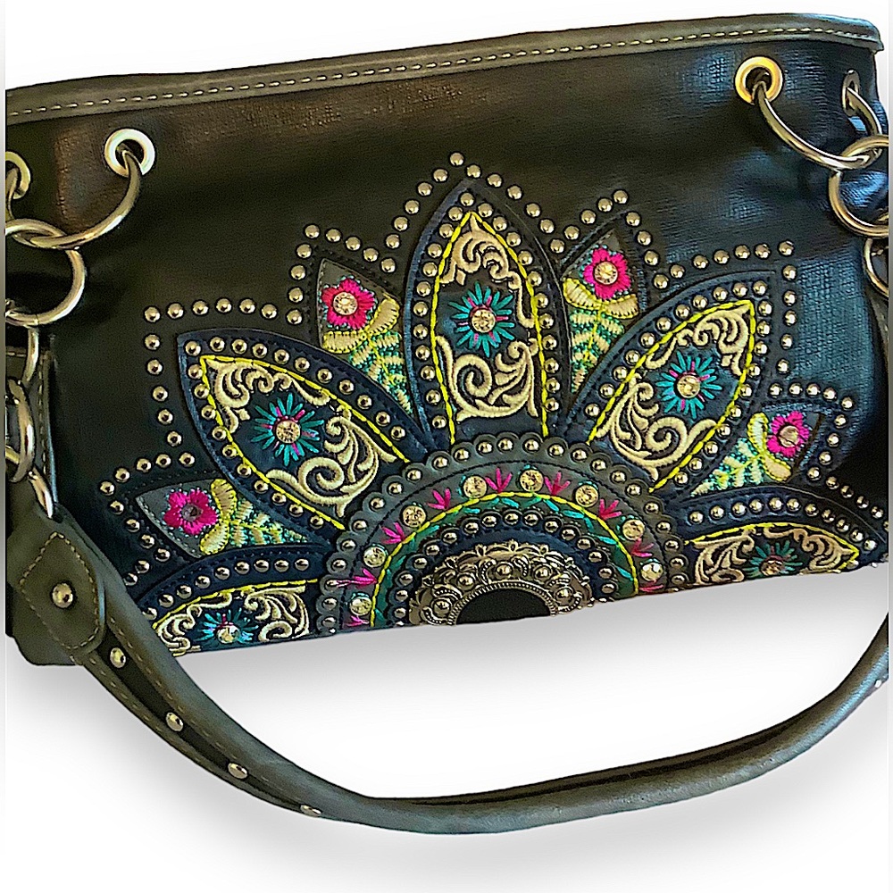 Montana West leather novelty bag in excellent condition.